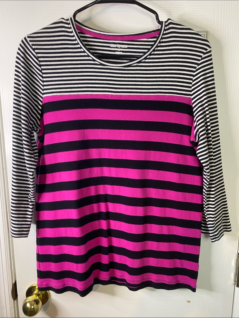 Kim Rogers Black and Bright Pink Striped Long Sleeve Size Large.